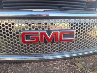 GMC Denali grill