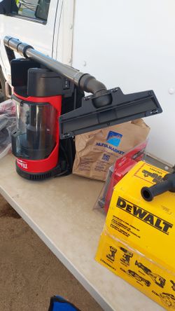 Milwaukee
M18 FUEL 18-Volt Lithium-lon
Brushless 1 Gal. Cordless 3-in-1
Backpack Vacuum (Vacuum-
Only)