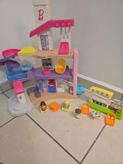 Fisher-Price Little People Barbie Playset