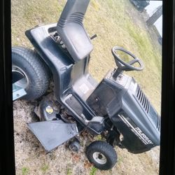 Murry Opposed Twin Cyl Mower That's Gas Pedal Drive