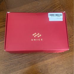 A V Part Wig No Glue 