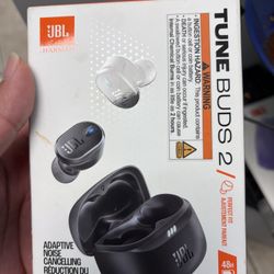 JBL Tune Buds 2 