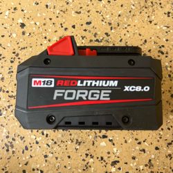 Milwaukee M18 18V Lithium-Ion REDLITHIUM FORGE XC 8.0 Ah Battery Pack