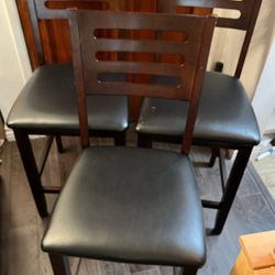4 Dining Chairs W/Cushion Seats (4x🪑) P/U in Tarzana 