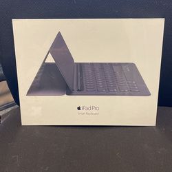 iPad Pro Smart Keyboard
