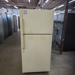 Maytag Off White 18cf Top Freezer Fridge 