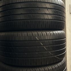 Set Of Tires (4) 255-40-20 Goodyear 