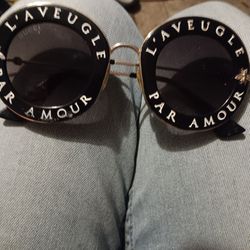 Round Framed Gucci Glasses 