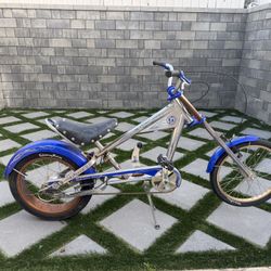 Vintage  Schwinn StingRay bike