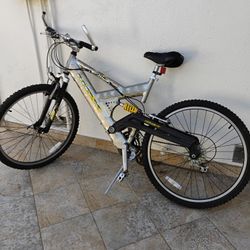 Mongoose Bike GTX 6.5 - 26X1.95wheels