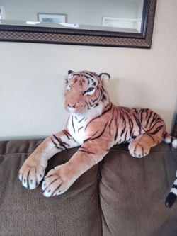 Large Tiger 🐯 plush Stuffed Animal Jungle Safari Decor, Huge 3.5' Feet life Size Tiger, Only $ 50.00 Dollar's.