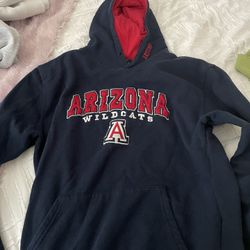 U of Arizona sweatshirt 