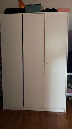 IKEA closet