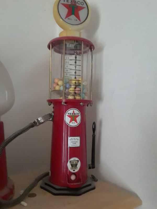 Vintage Texaco working gumball machine. for Sale in New York, NY - OfferUp