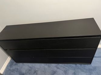 Pre owned 6 drawer Black bedroom  dresser
