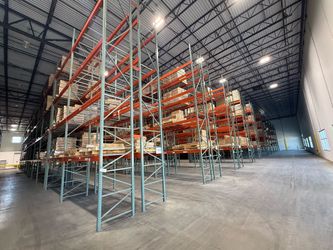 Used pallet rack liquidation sale