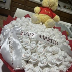 Winnie The Pooh Diaper Bouquet / Ramo De Pañales 