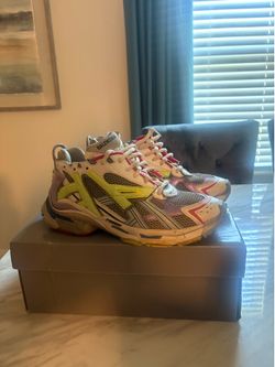 Balenciaga runners