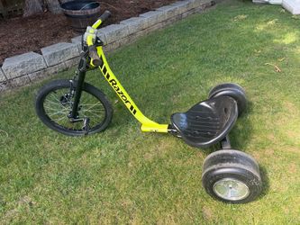 Razor DXT Drift Trike