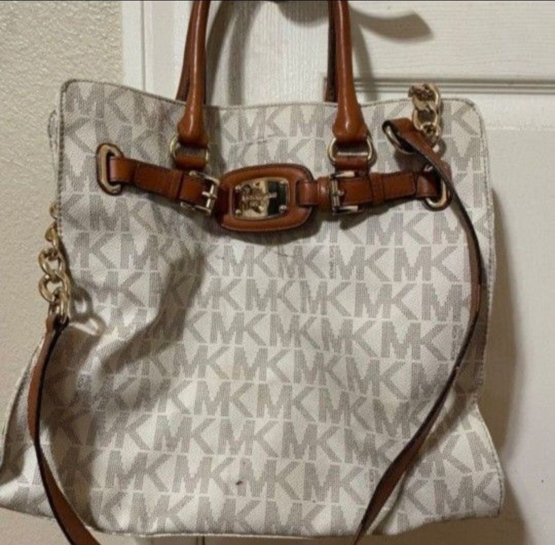 Michael kors purse