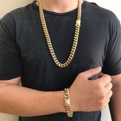 Diamond Lock Cuban Link Set 14K Gold Plated Doesn't Loses Color