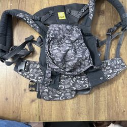 Lille Baby Carrier