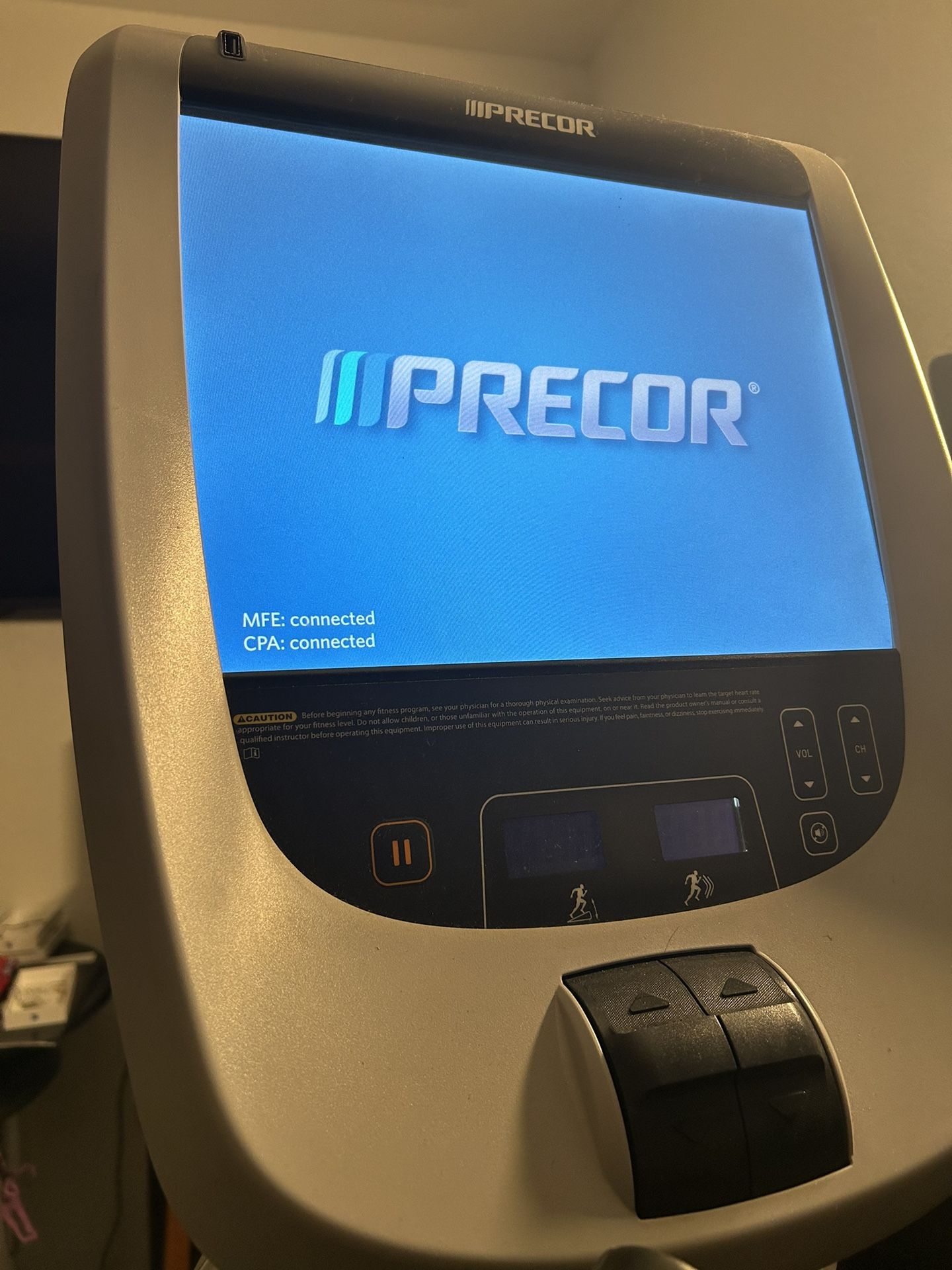 Eliptical Precor 885 With P80 Console