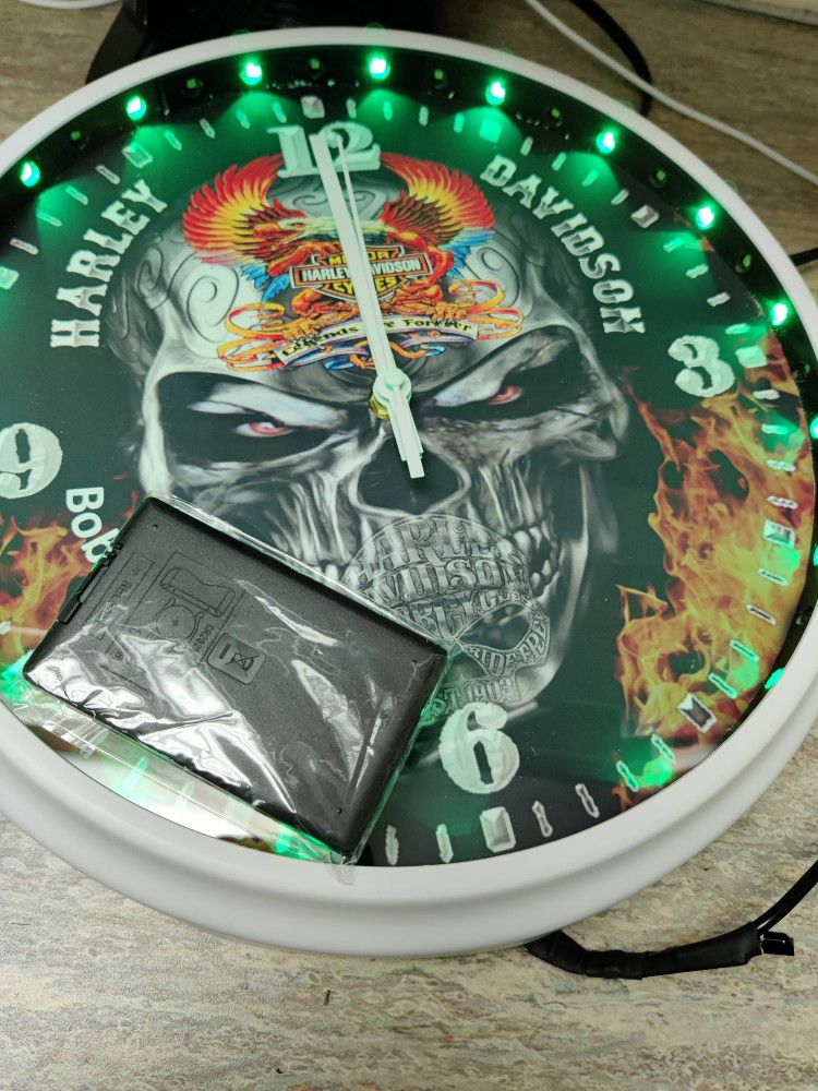 Harley Davidson Skull 12" Clock