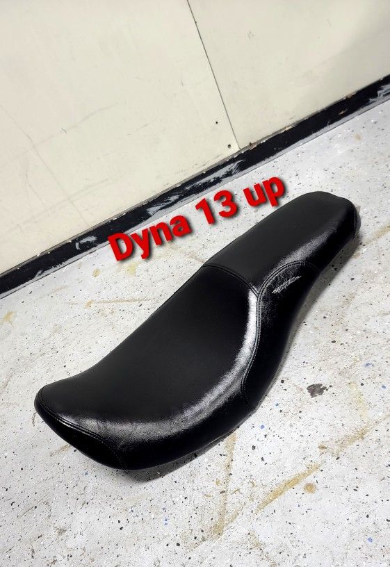 HARLEY DAVIDSON DYNA SEAT 2006 To 17