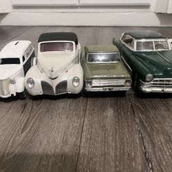 Diecast Cars 1/18 And 1/24 Scale Missing Parts  20 Dollars For All Of Them 