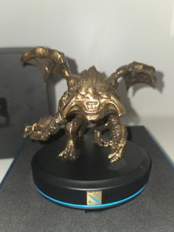 Dota 2 Baby Roshan Statue