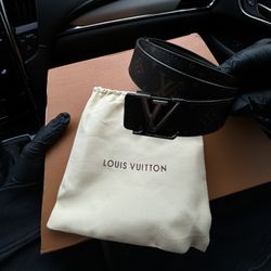 Louis Vuitton Initiales Monogram Belt