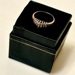 10k Vintage Solid Gold Vintage 40's Double Row Stacking Woman's Genuine Diamond Ring