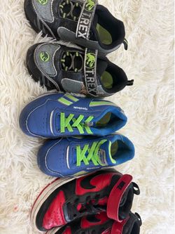 Boys shoes