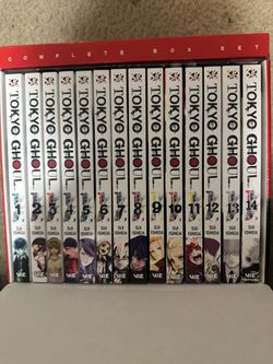 Tokyo Ghoul Complete Box Set: Includes vols. 1-14 with premium