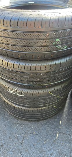 4 tires 225/65r17 continental procontact TX