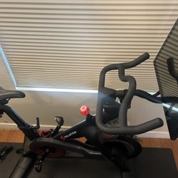 Peloton (Bike) For Sale