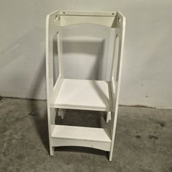 Guidecraft Kids' Tower Step-Up Learning Platform 
