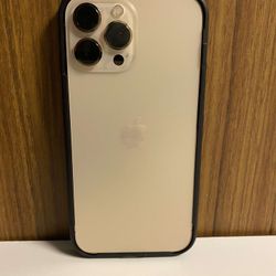 iPhone 13 Pro Max. (Gold Color) 128gb