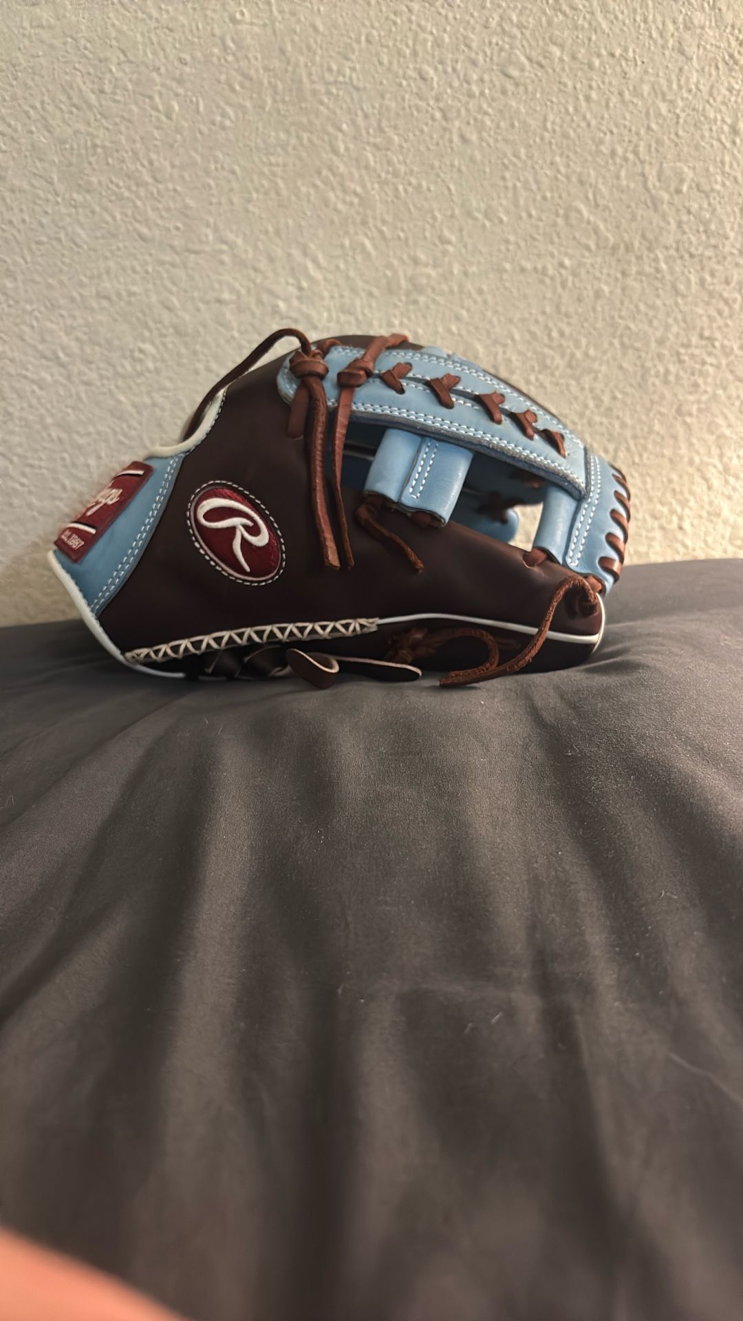 Rawling Heart Of The Hide Baseball Glove