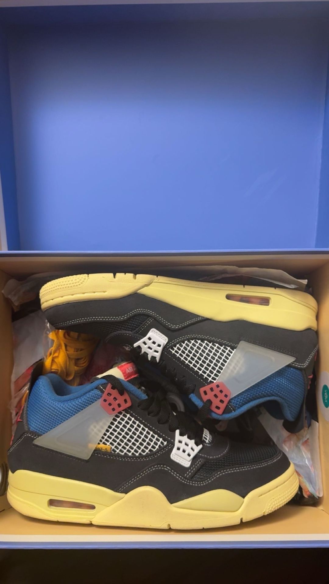 Jordan 4 Union Noir Size 9.5