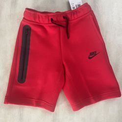 NEW YOUTH BOYS NIKE TECH FLEECE SHORTS RED BLACK SMALL $65