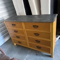 8 Drawer Dresser