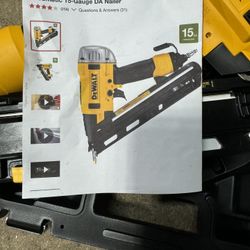 Dewalt Finish Nail 15 Gan 