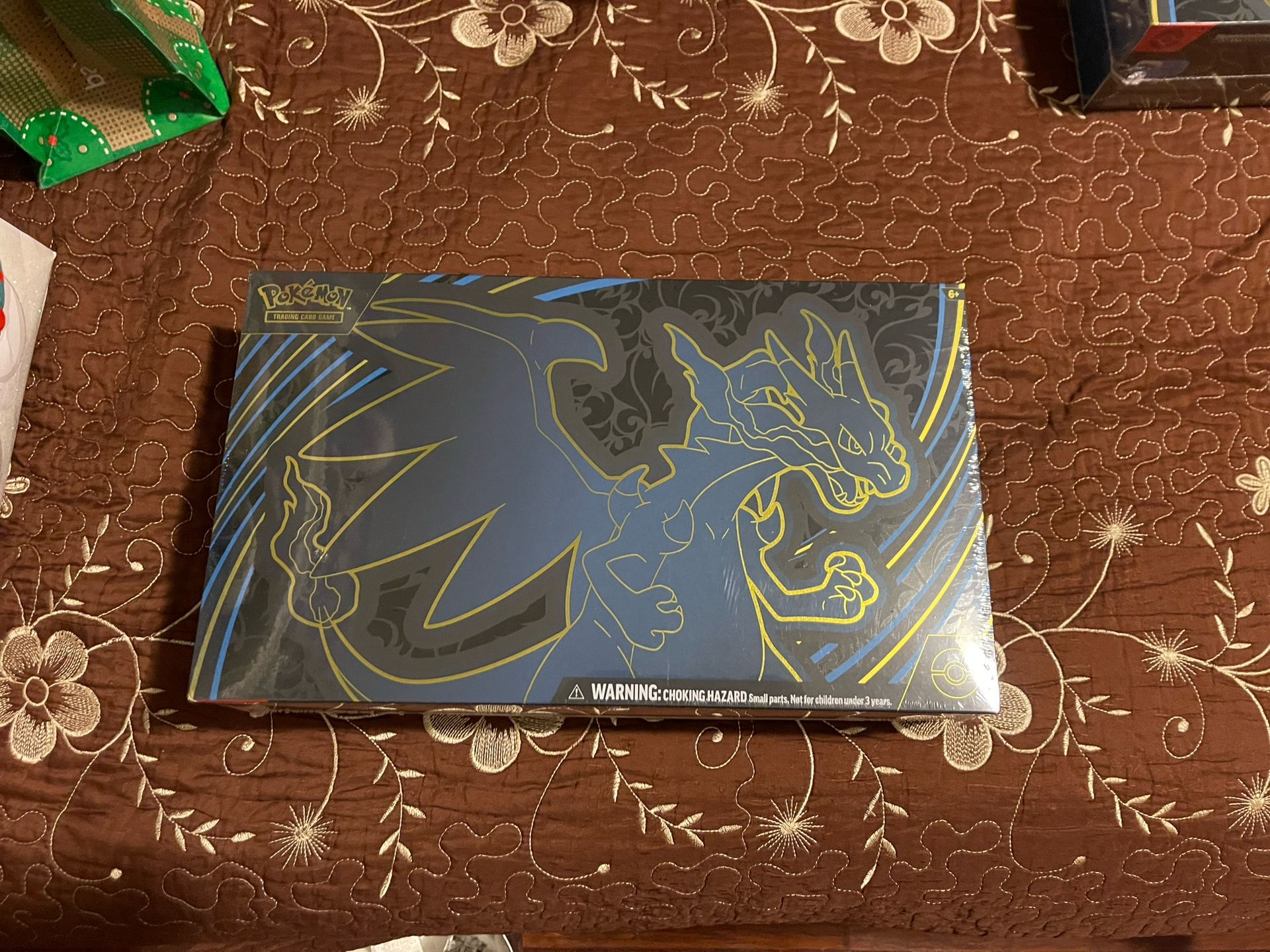 Charizard X ex Ultra Premium Collection