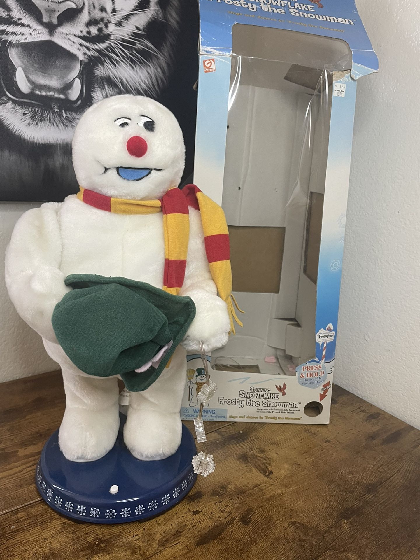 GEMMY Spinning Snowflake Frosty The Snowman Christmas. DANCING WORKS ONLY