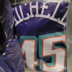 Brand New Jerseys 