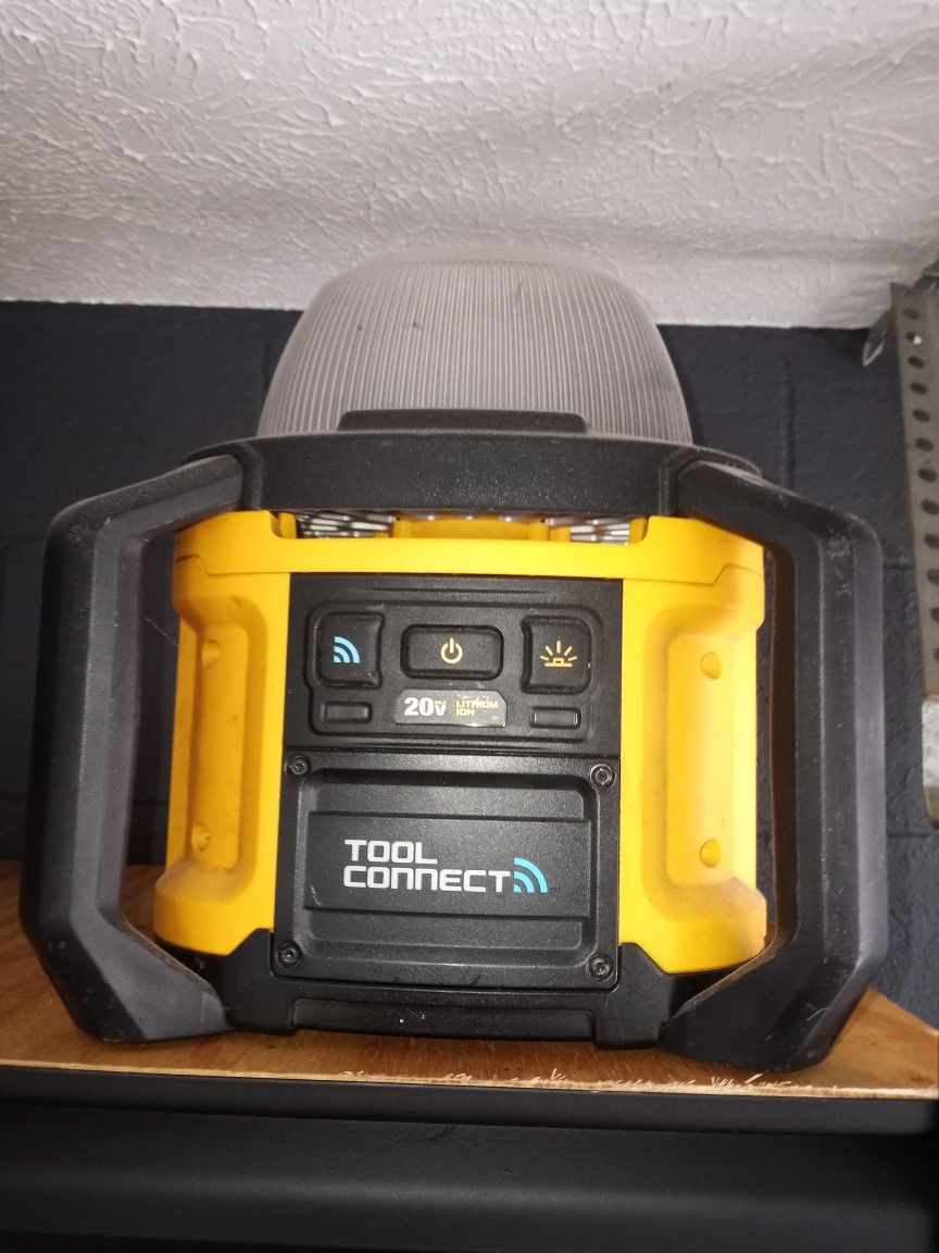 Dewalt Tool Connect Bluetooth Light