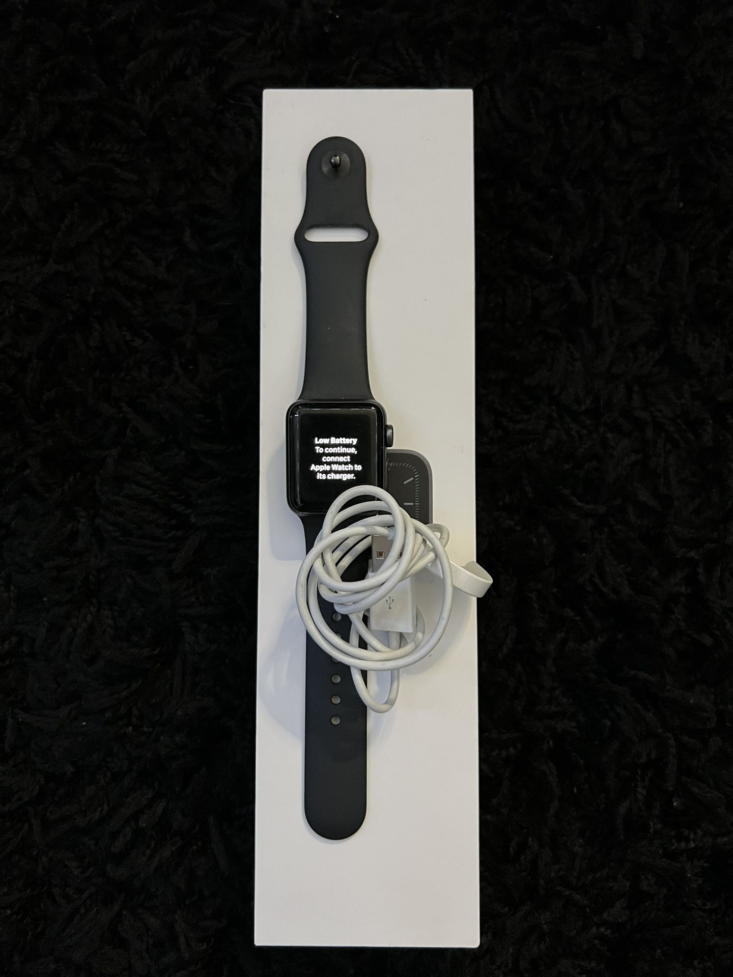 Apple Watch  “ Series 3 “ 38 MM 