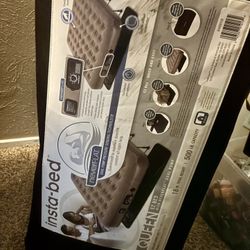 Insta Bed  Like New 